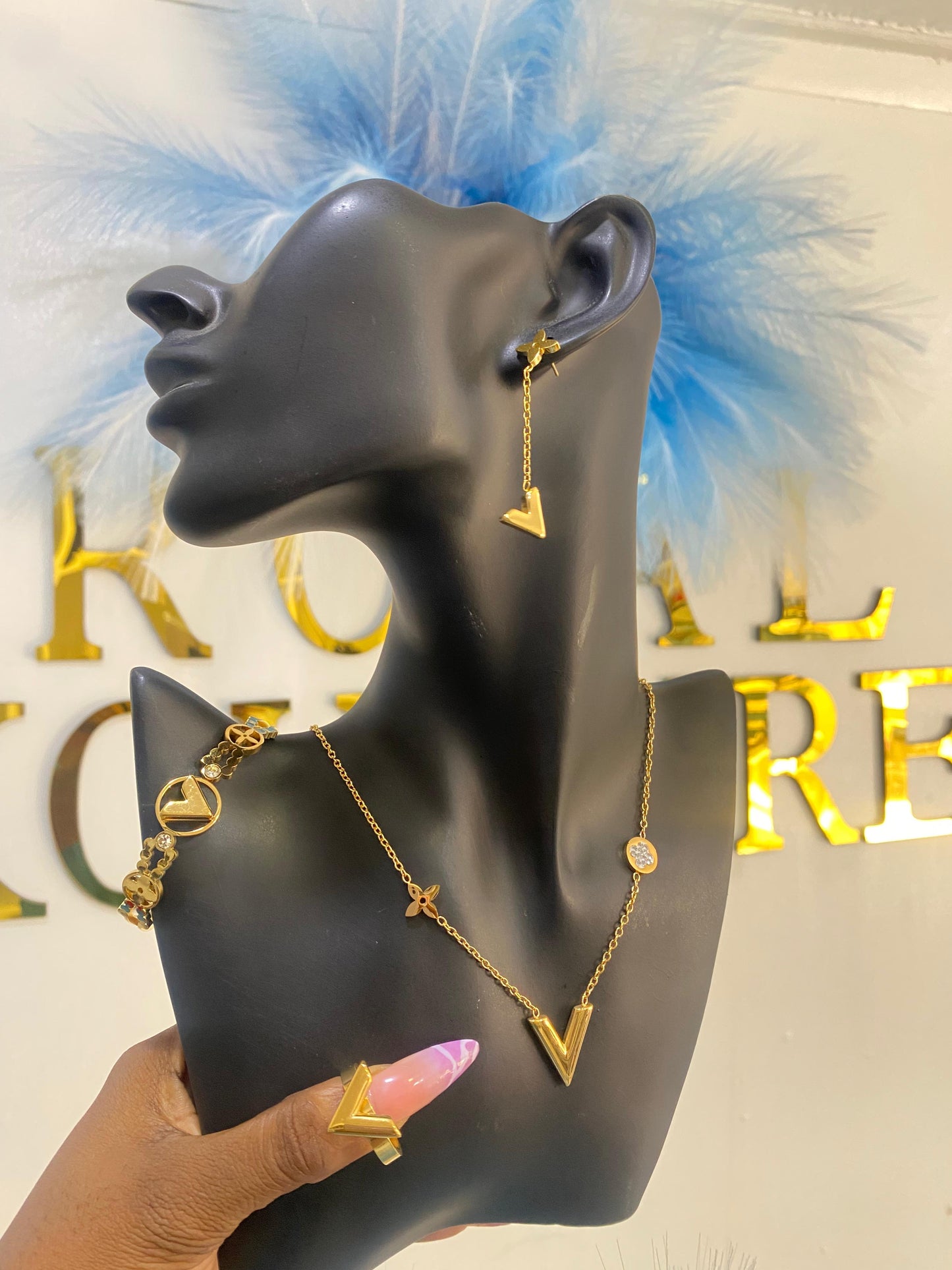 "Xinas" Valentino Stainless Steel Necklace Set