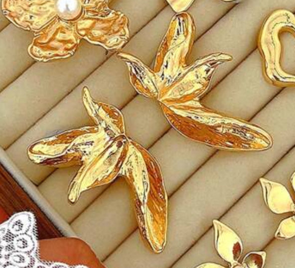 “Vikita 4” Earrings