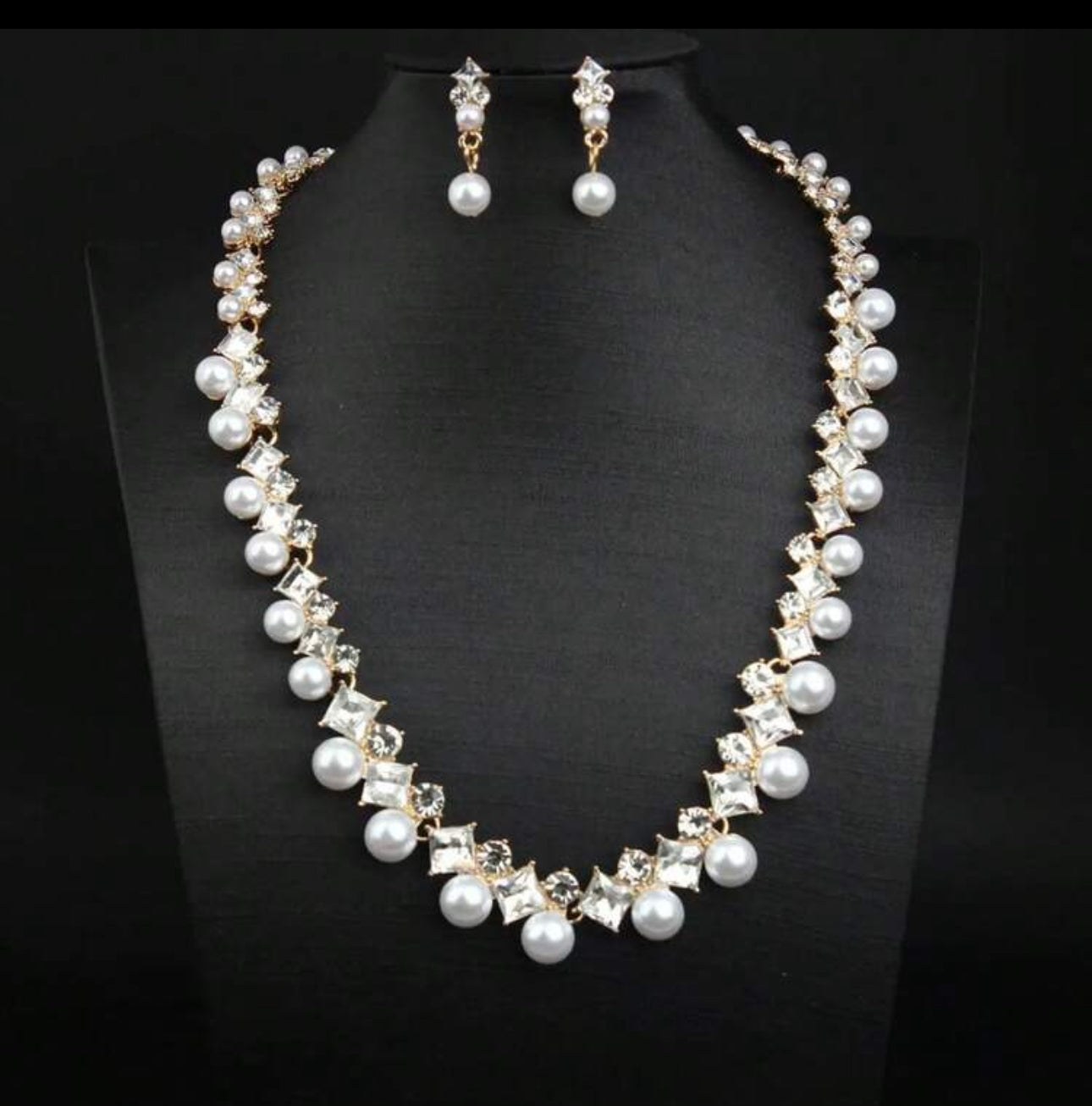 "Debi" Necklace Set