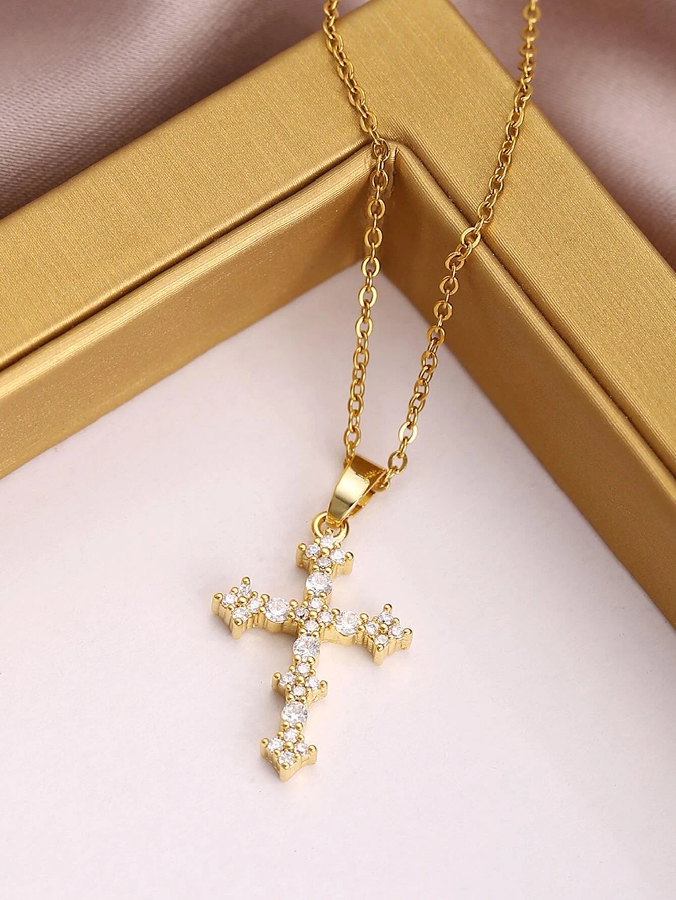 "Avah" Stainless Steel Necklace