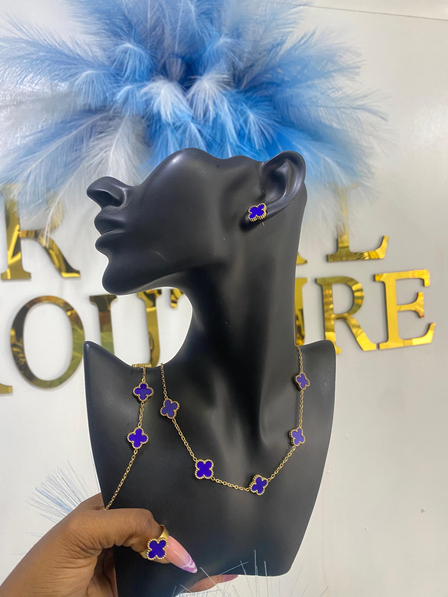"Lavan" Vancleef Necklace Set