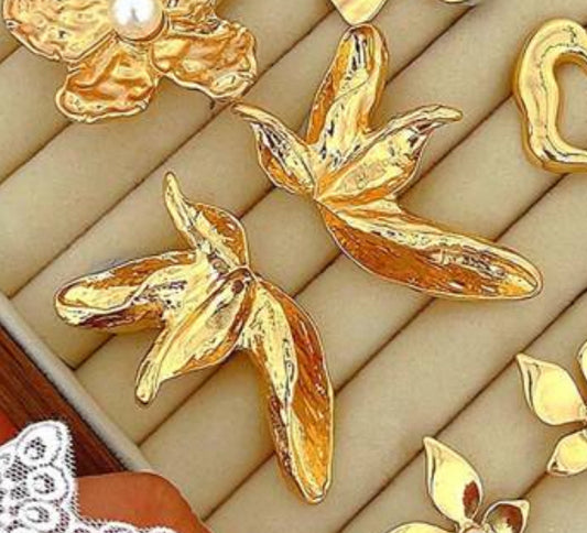 “Vikita 4” Earrings