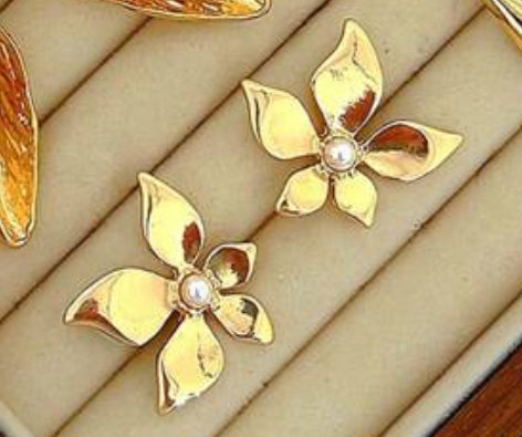 “Vikita 5” Earrings