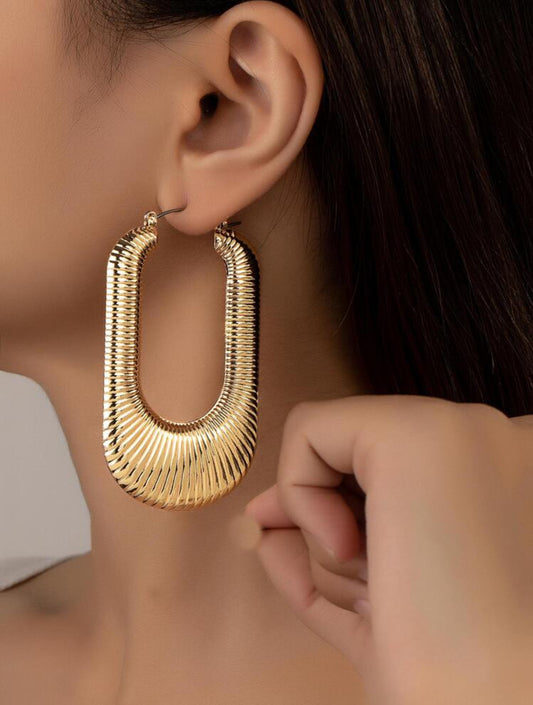 “Lacey” Hoops